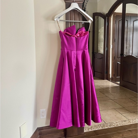 Lucian Matis Dress…Custom made - Picture 4 of 12